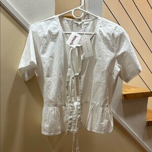 NWT Sim & Sam White Tie front Women's Top